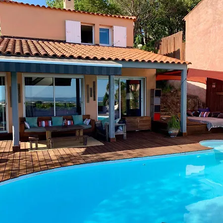 Vue Mer Piscine Йер